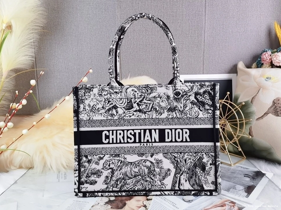 Tony Luxuries TOTE diro BOOK 0731
